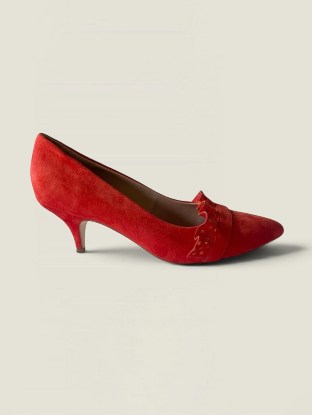 New! ANTHROPOLOGIE RED SUEDE KITTEN HEEL RUFFLE PUMPS SIZE 7.5